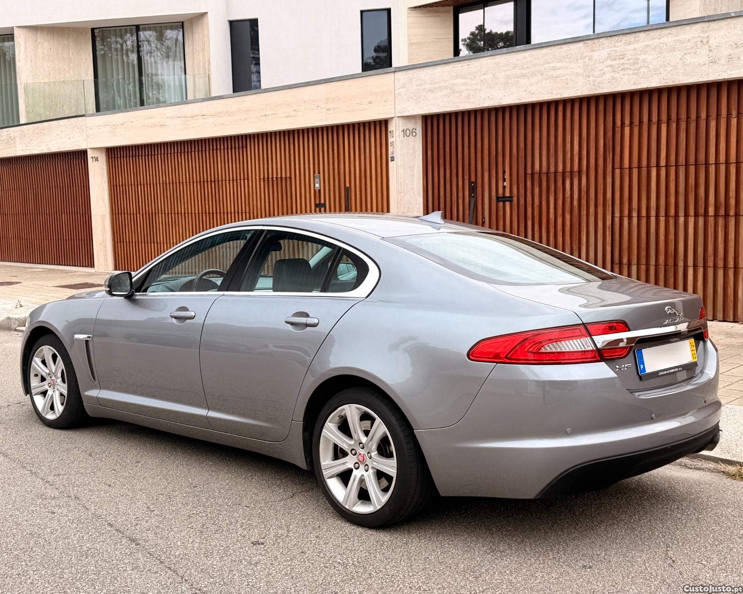 Jaguar XF 2.2 I4d Diesel — photo 5