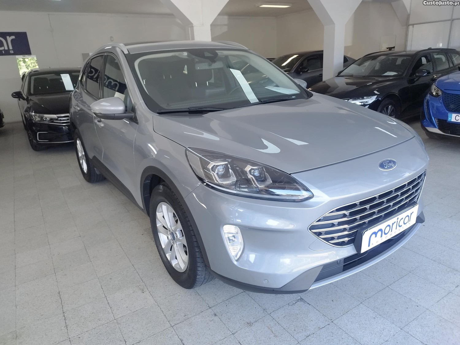 Ford Kuga 1.5 tdci ecoblue — fotografia 14