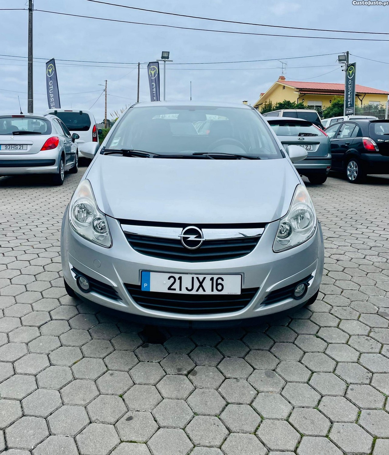 Opel Corsa 1.2 Cosmo 111 — photo 4