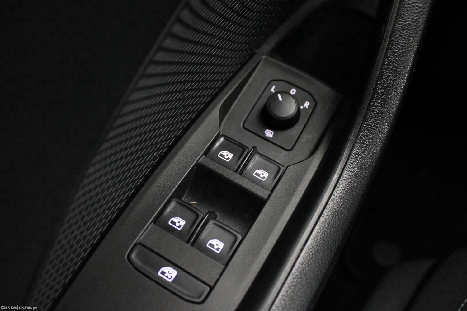 Skoda Octavia BREAK 2.0 TDI AMBITION — fotografia 9