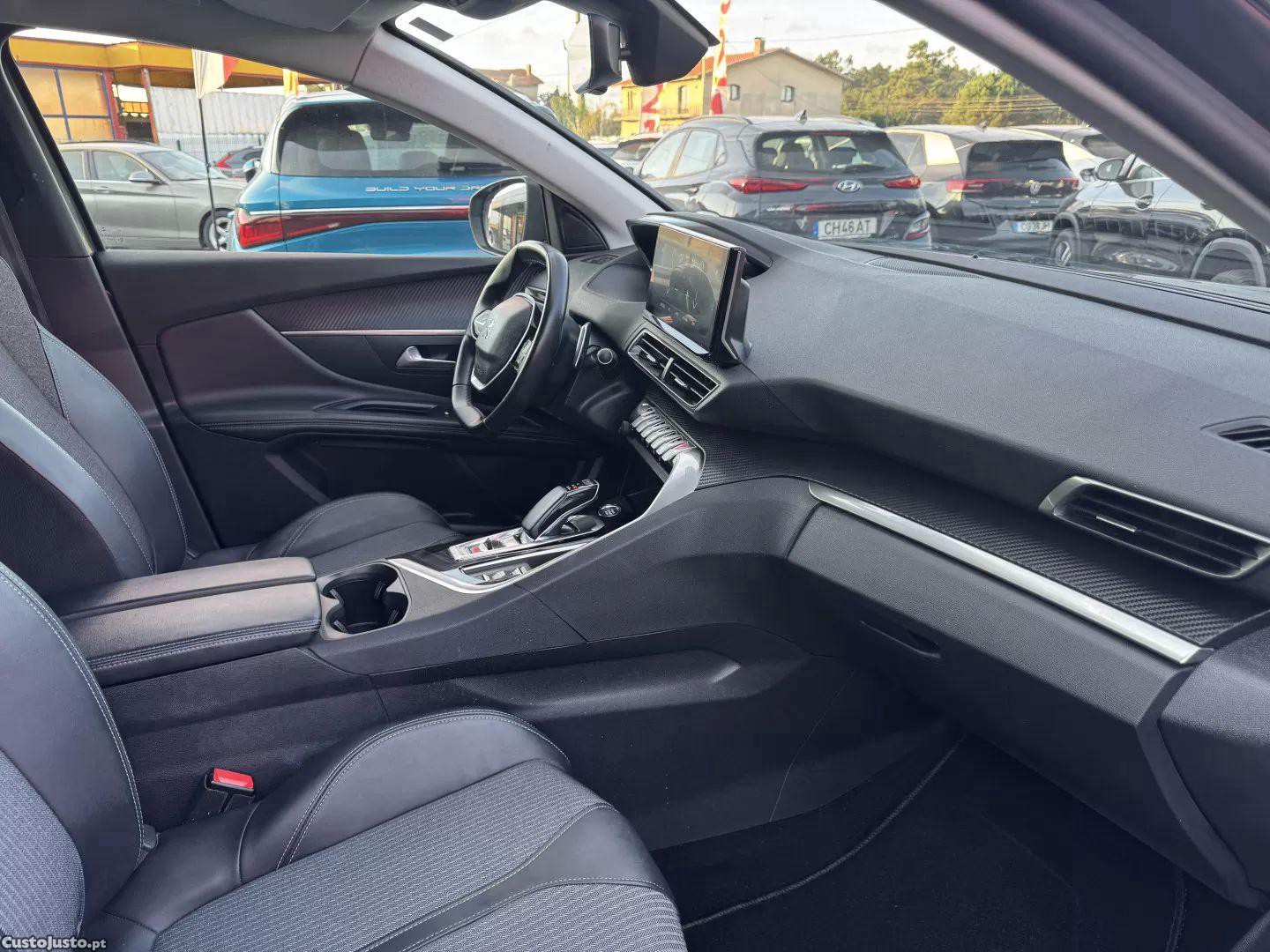 Peugeot 3008 1.6 hybrid allure pack e-eat8 — fotografia 17