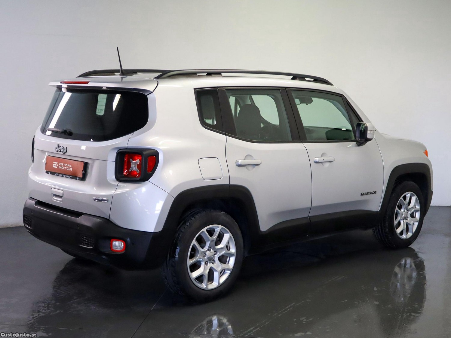 Jeep Renegade 1.6 MJD Longitude — fotografia 16