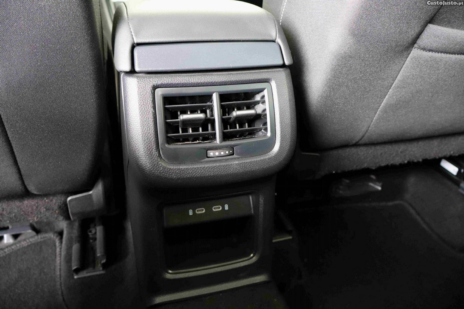 SEAT Ateca 1.0 TSI Style — fotografia 2