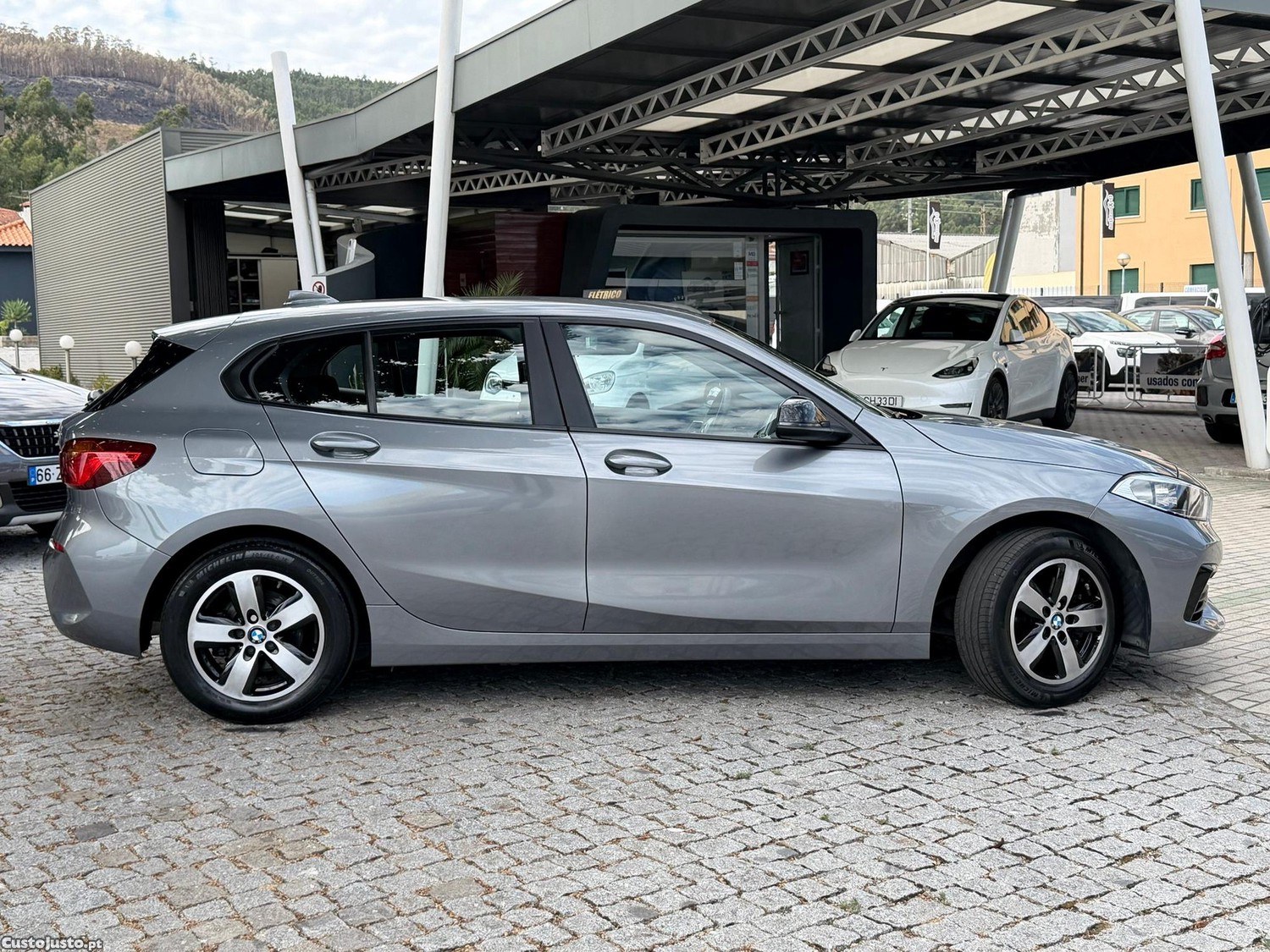 BMW 116 i Advantage — fotografia 19
