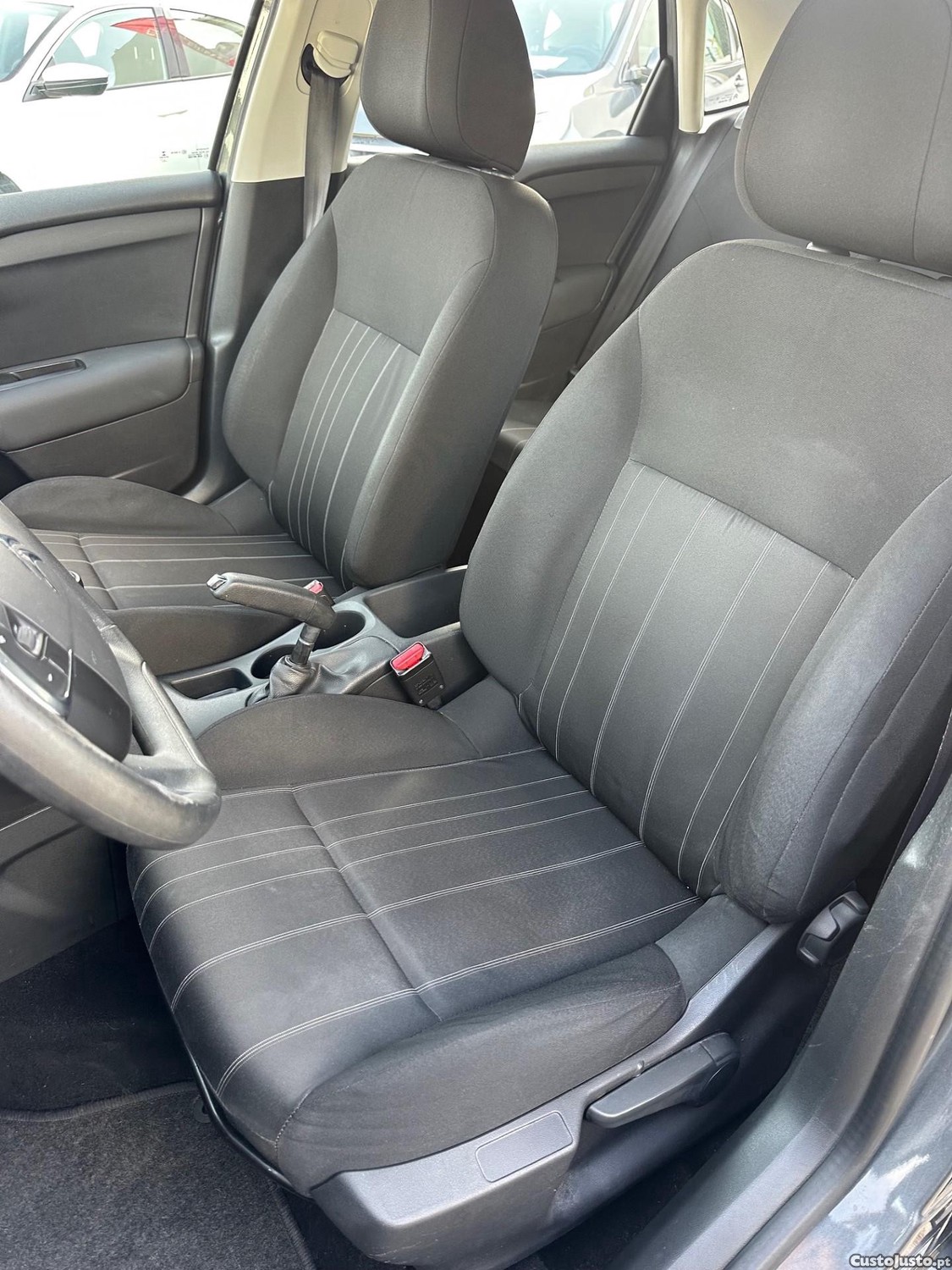 Citroën C4 1.6 HDI 92 Cv — fotografia 5
