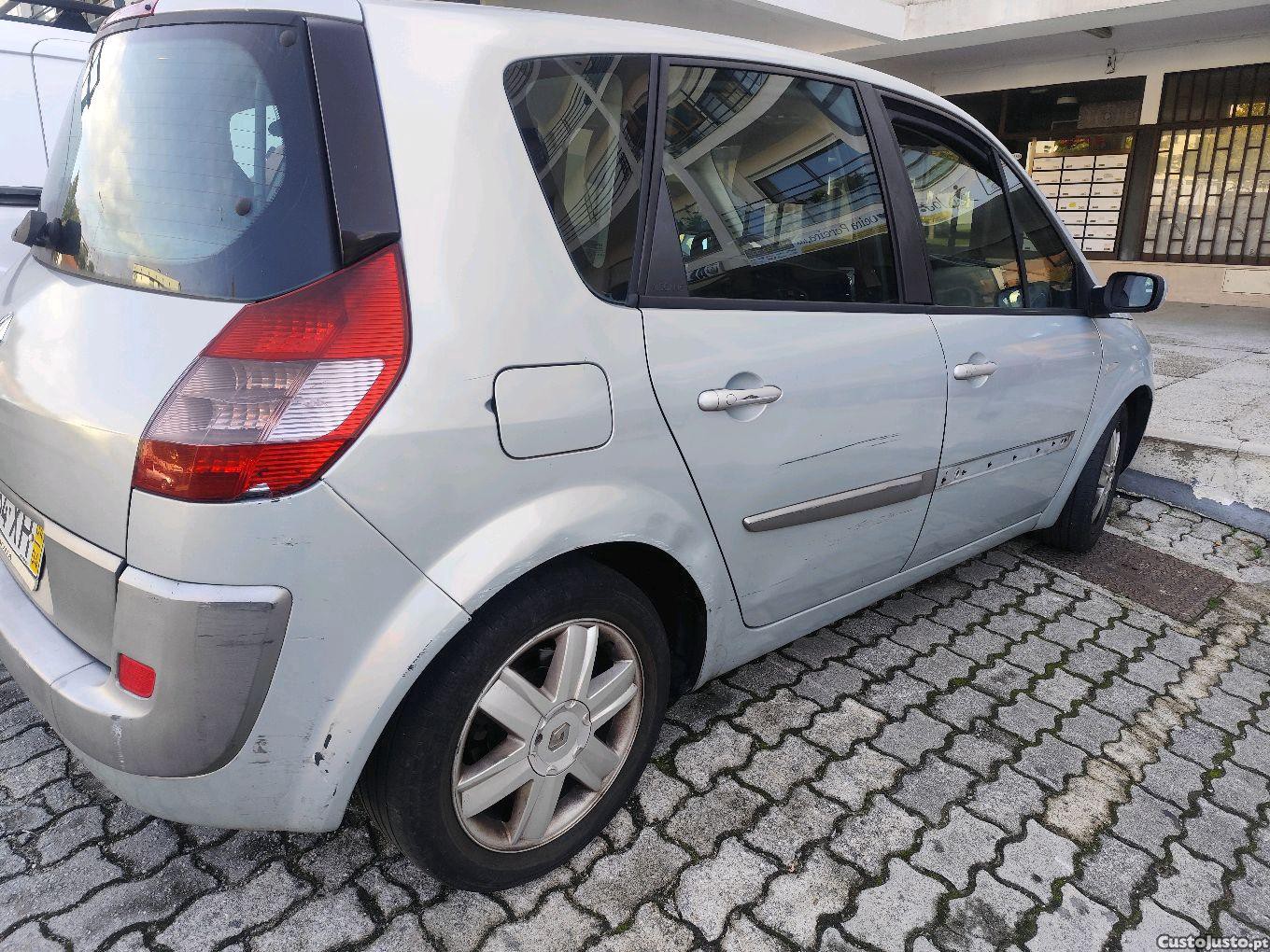 Renault Scénic dci — photo 2