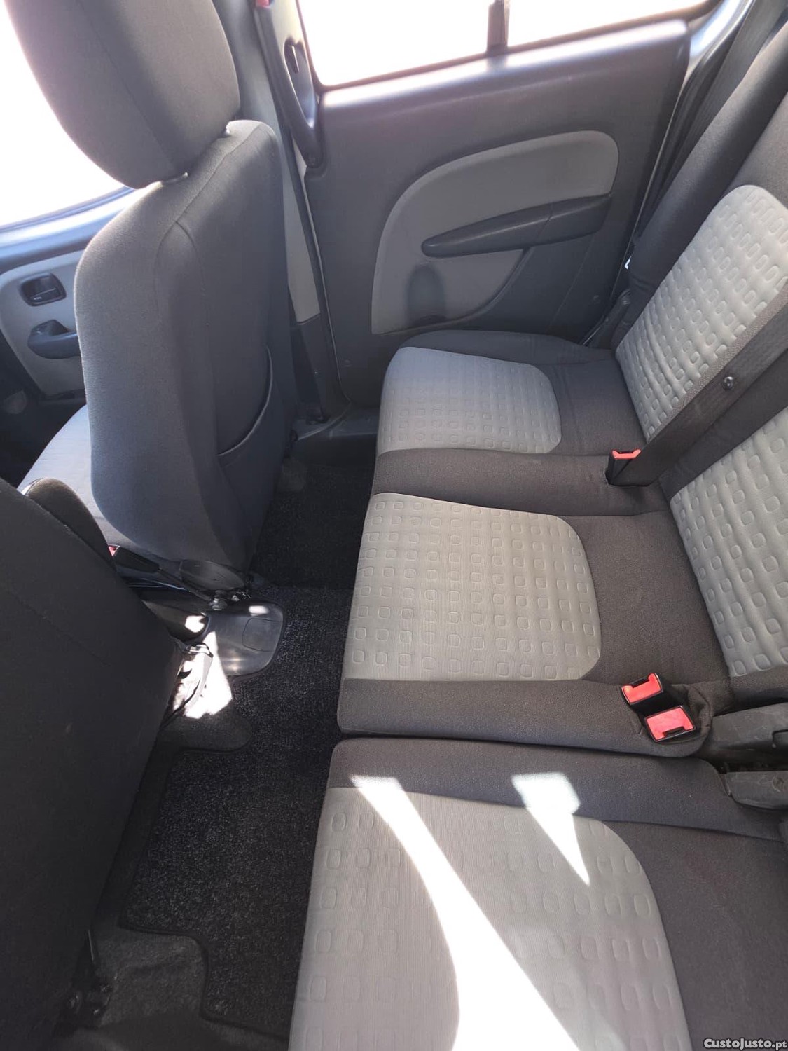 Fiat Doblo 1.3 Multijet — fotografia 6