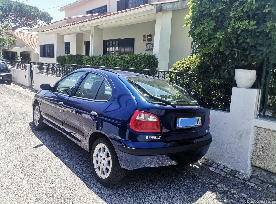 Renault Mégane 1.4 — fotografia 4