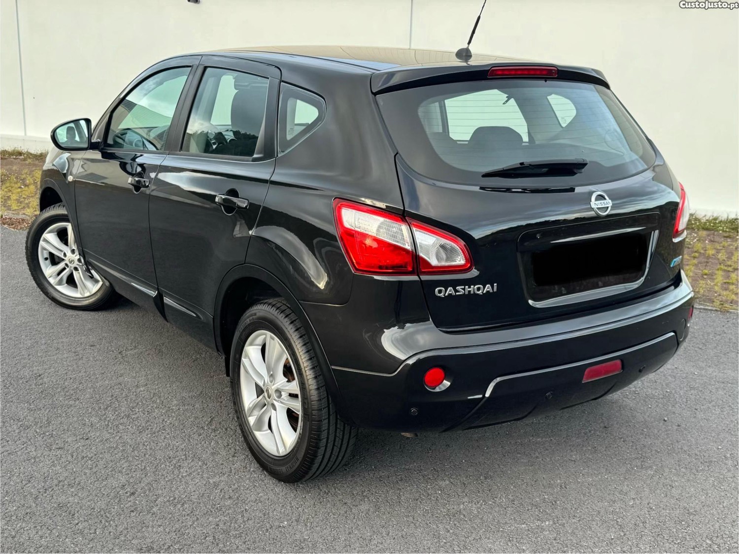 Nissan Qashqai Diesel 110CV Pintura Nova Impecável — photo 2