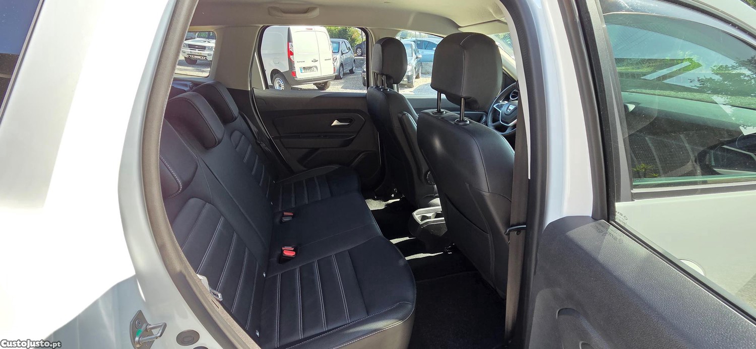 Dacia Duster 1.5Dci Prestige — fotografia 13