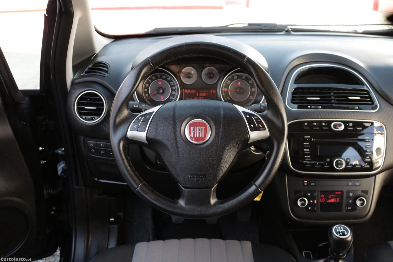 Fiat Punto 1.2 Easy S&S — fotografia 30