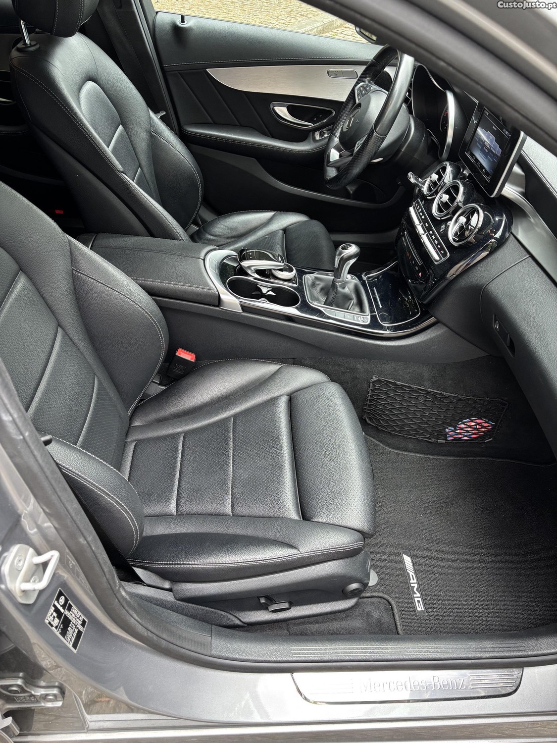 Mercedes-Benz C 220 AMG — fotografia 3
