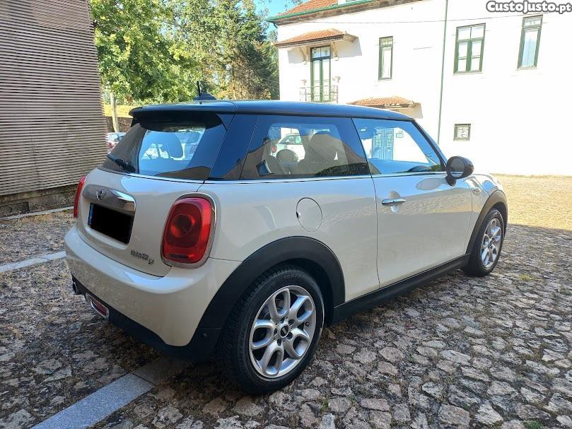MINI Cooper 1.5d 116cv Sport — fotografia 8