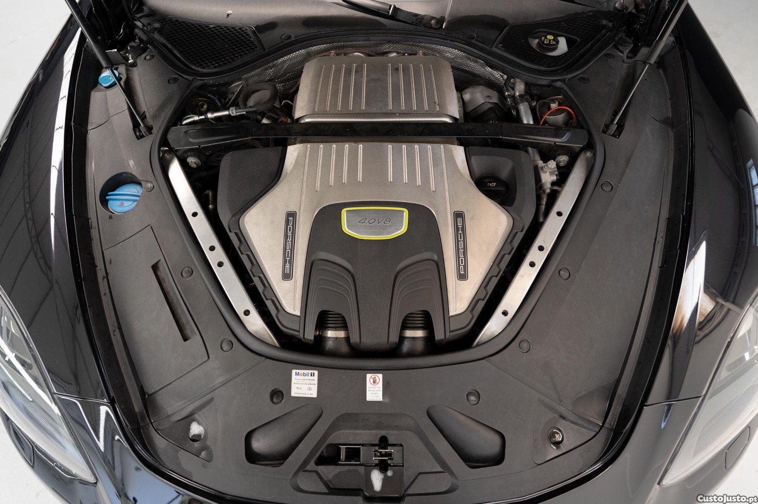 Porsche Panamera Sport Turismo Turbo S E-Hybrid — fotografia 15