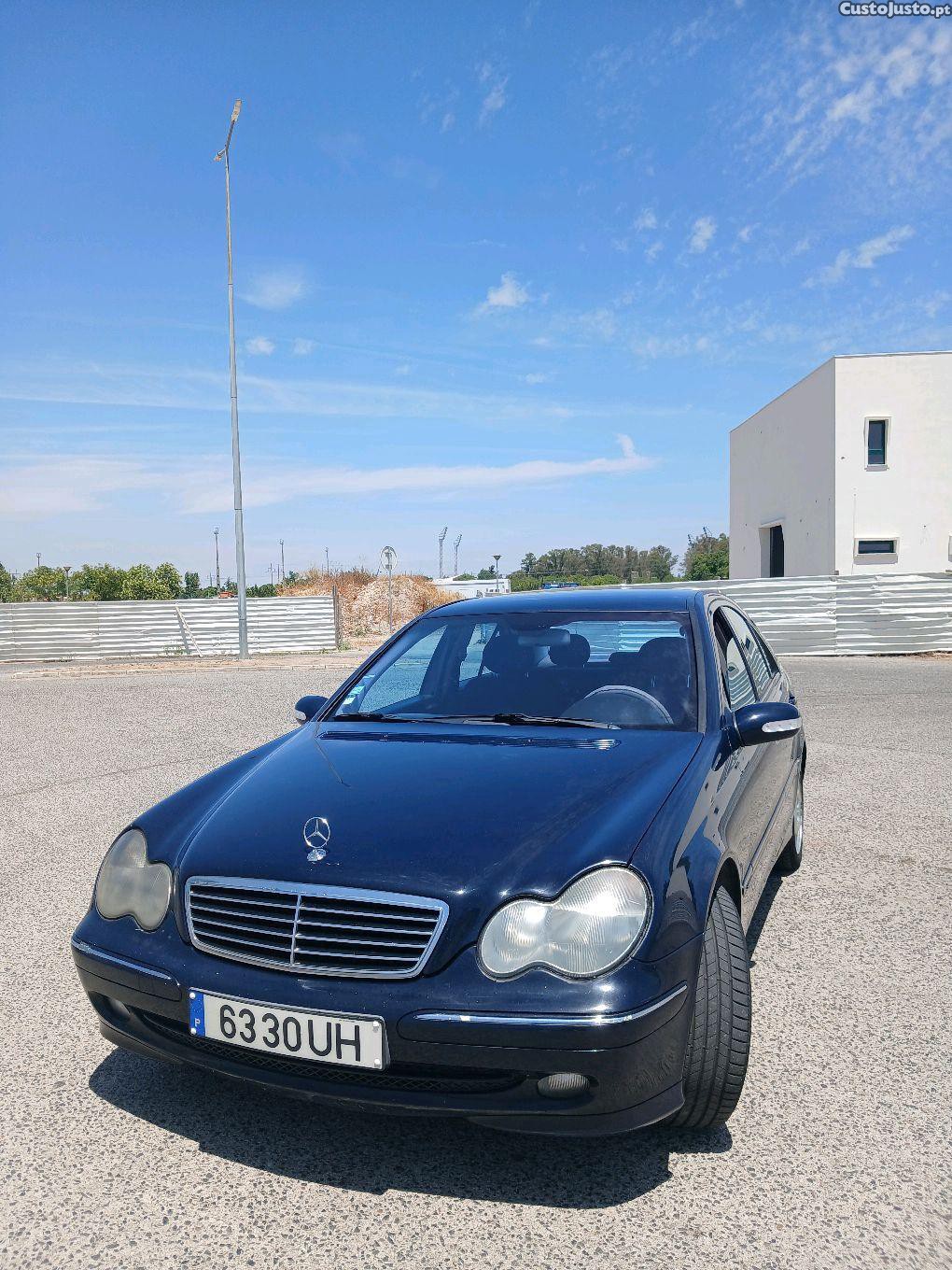 Mercedes-Benz C 220 2000 — fotografia 6