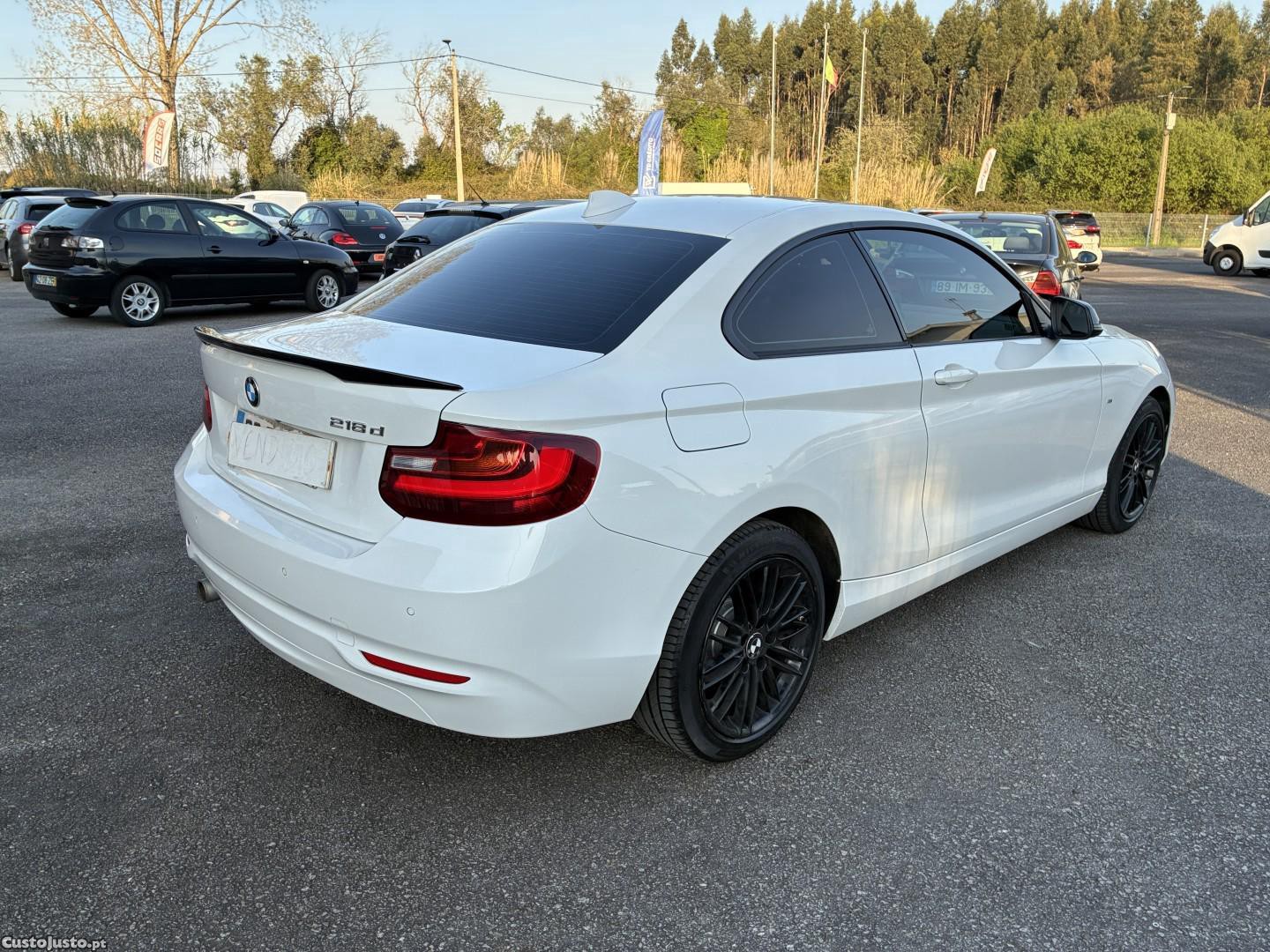 BMW 218 d Aut. M Sport — fotografia 12