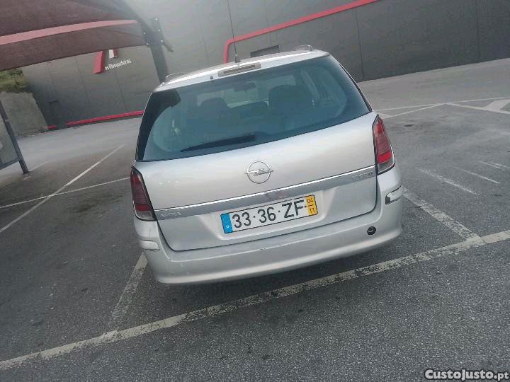 Opel Astra 1.7 — fotografia 4