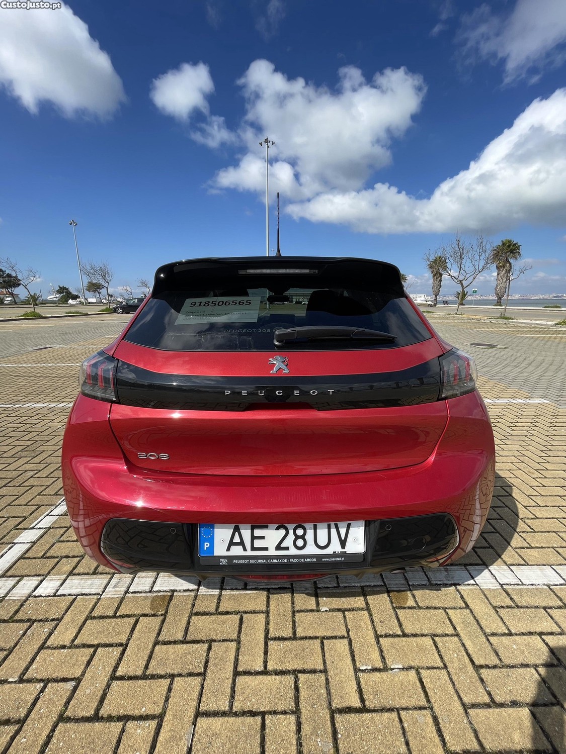 Peugeot 208 Allure Pack 1.2 Puretech 100cv — fotografia 2