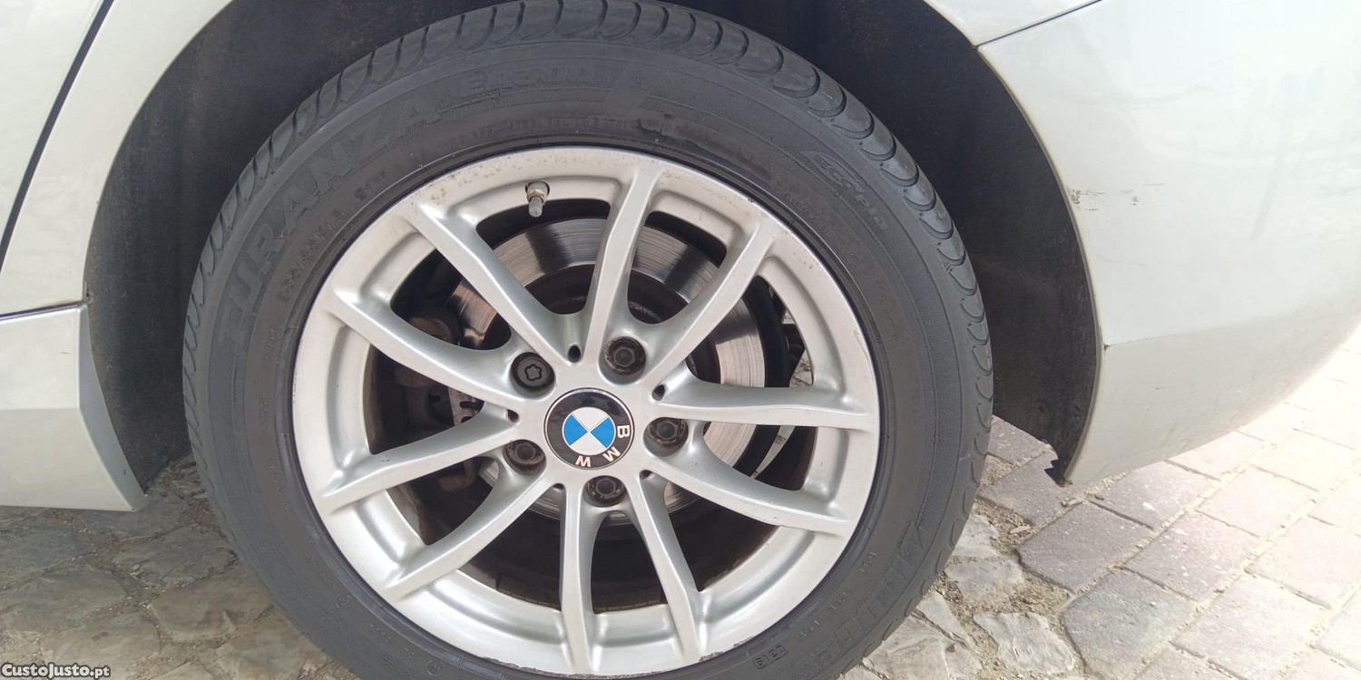 BMW 116 efficient dynamics — fotografia 8