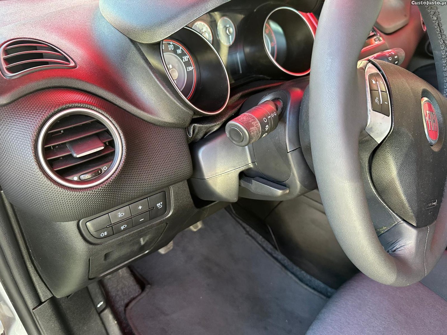 Fiat Punto 1.3 Multijet — fotografia 4