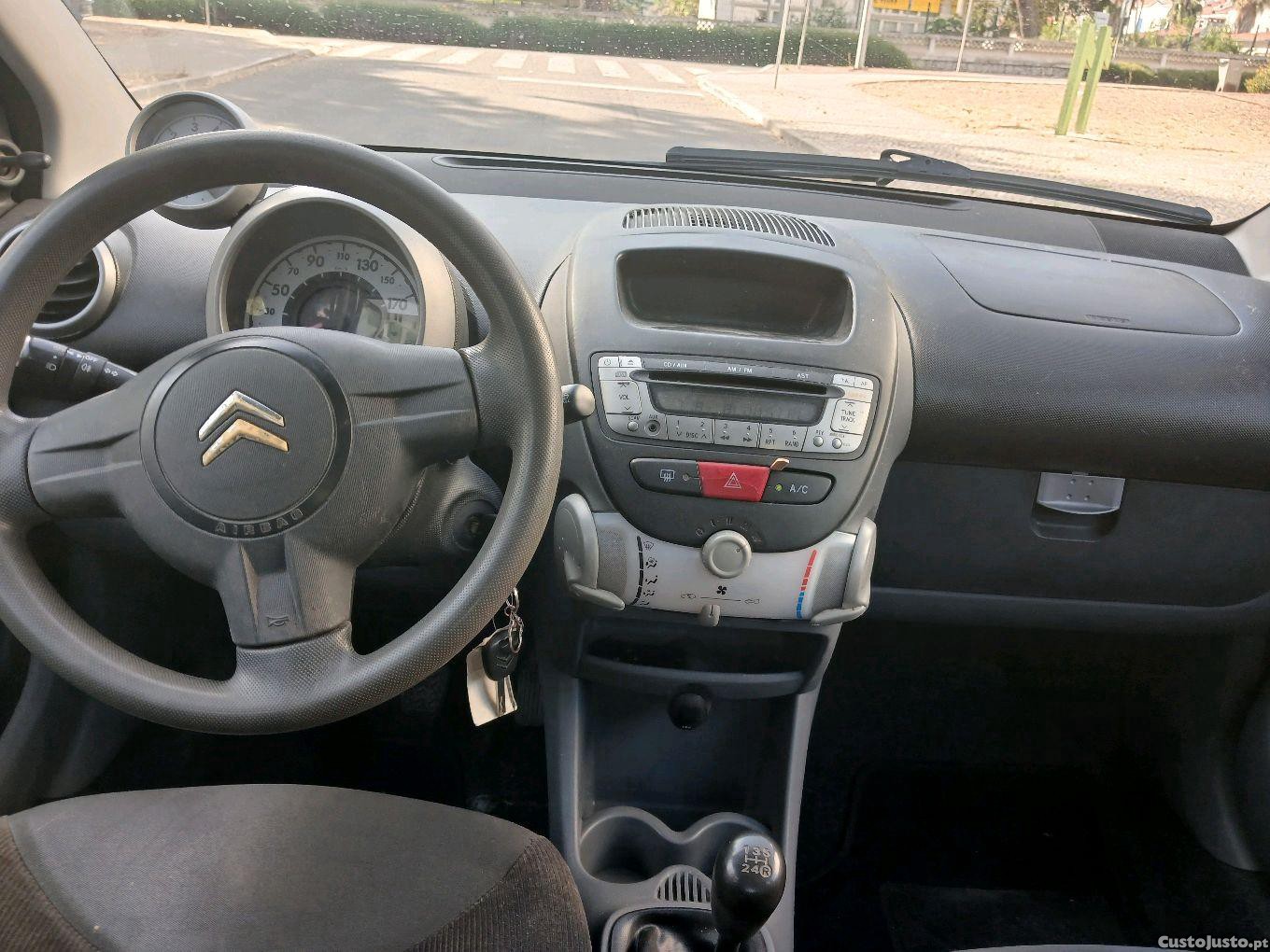 Citroën C1 1.4 — fotografia 4