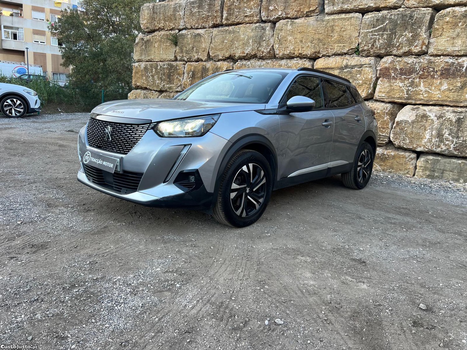 Peugeot 2008 1.5 BlueHDi Allure EAT8 — photo 2