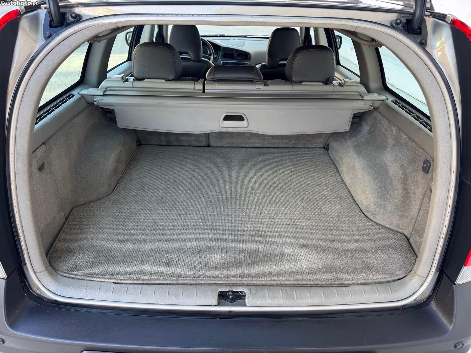 Volvo XC 70 2.4 D5 AWD — fotografia 4