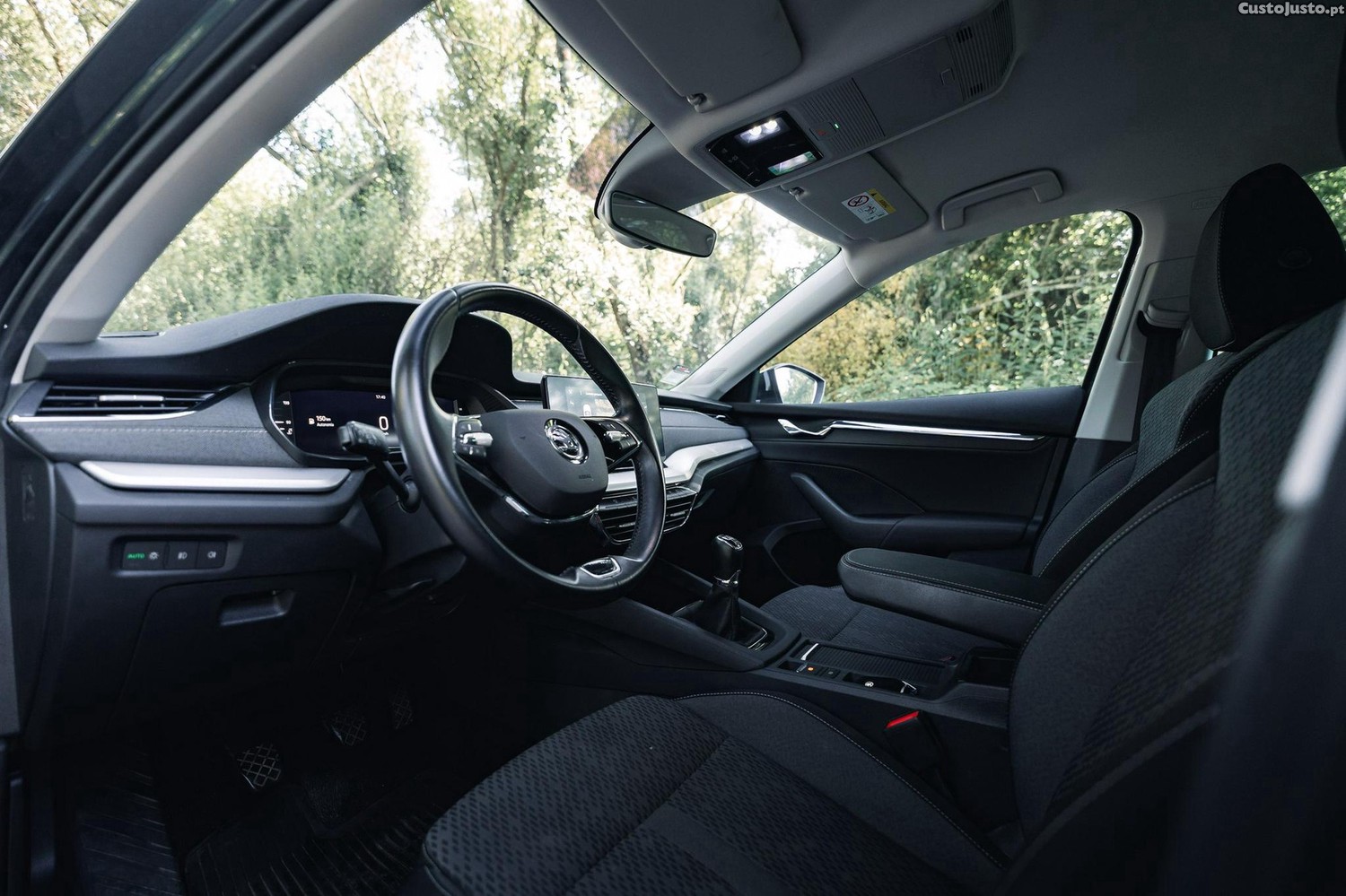Skoda Octavia 2.0 TDI Style — fotografia 12