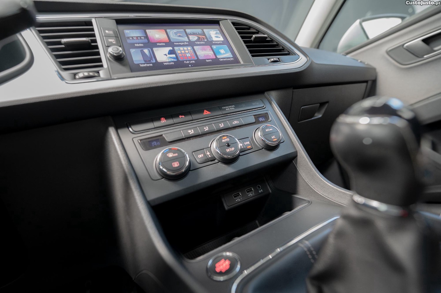 SEAT Leon 1.0 EcoTSI Style — fotografia 12