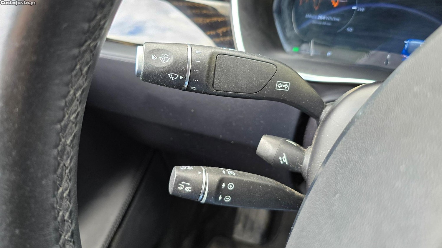 Tesla Model S 75 — fotografia 16