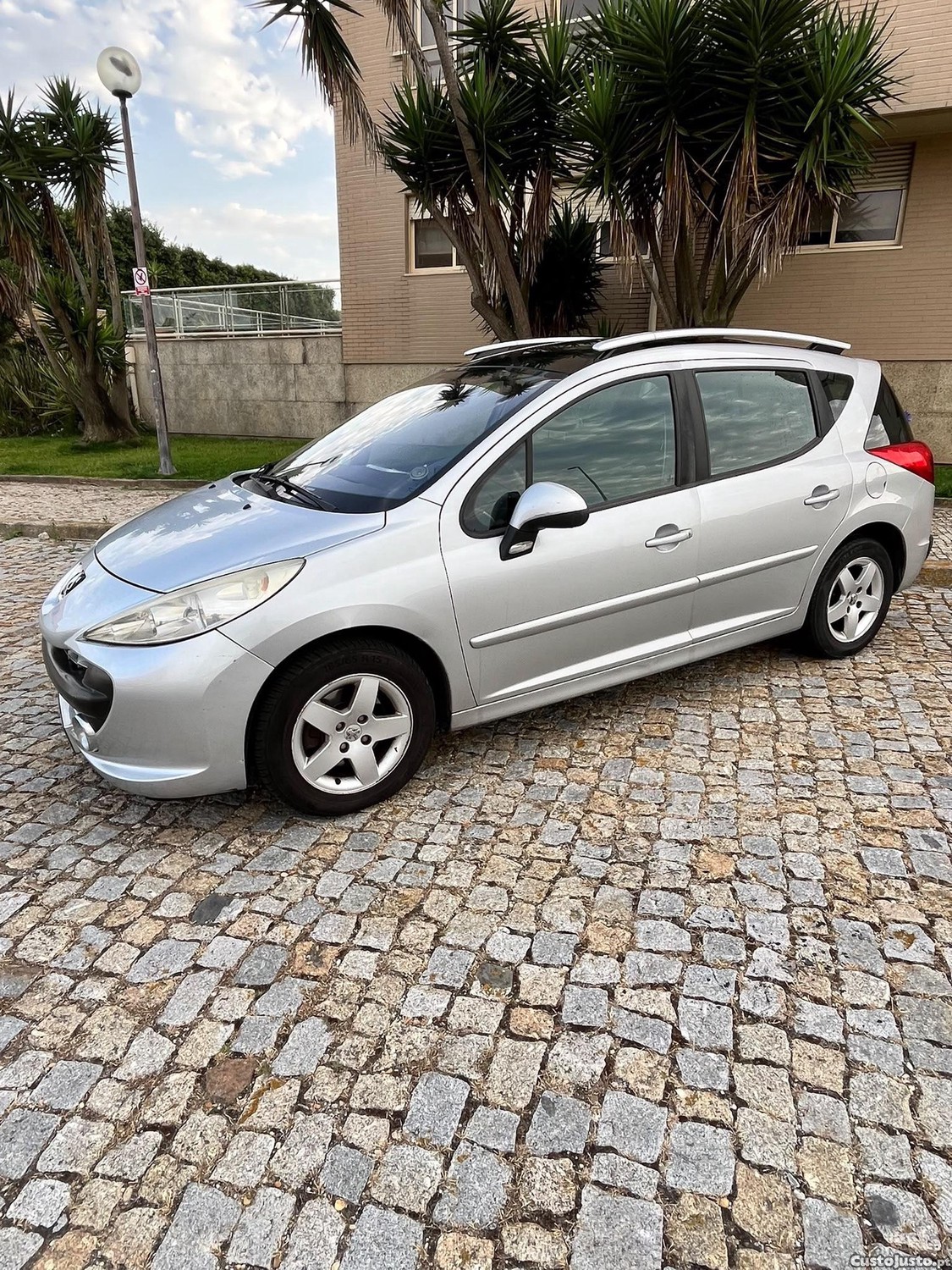 Peugeot 207 1.4 VTI — fotografia 10