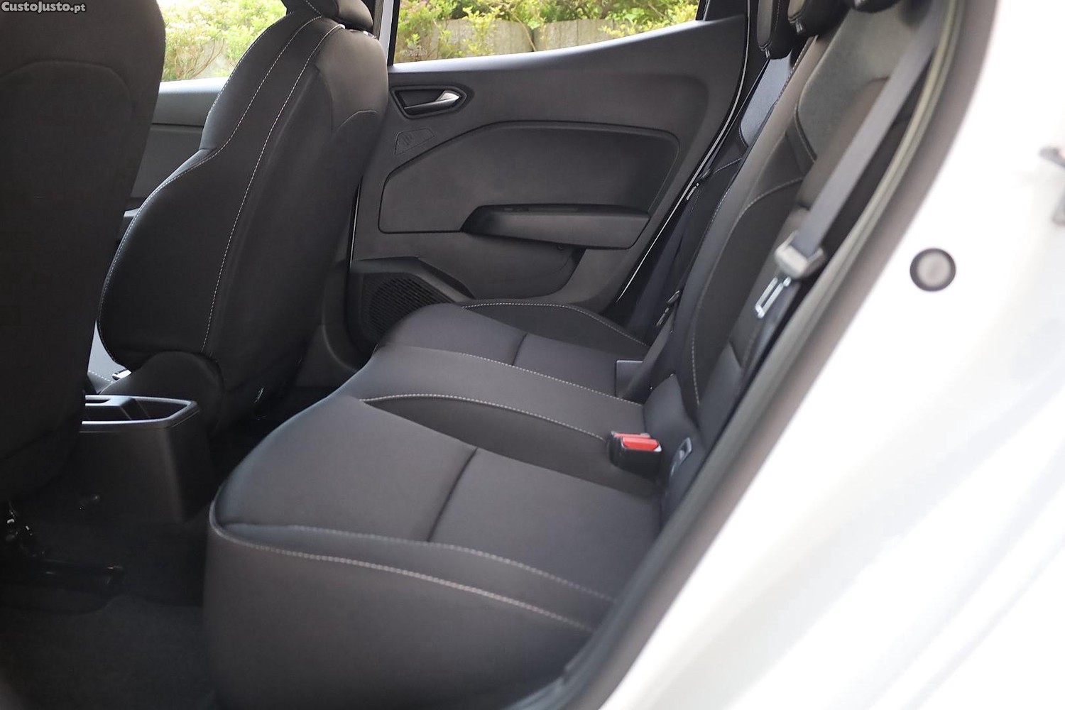Mitsubishi Colt 1.0 MPI-T Kaiteki — fotografia 3
