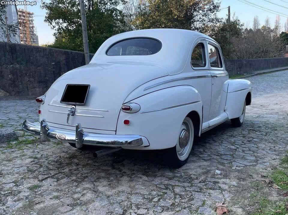 Ford  100cv coupe  V8 — photo 2