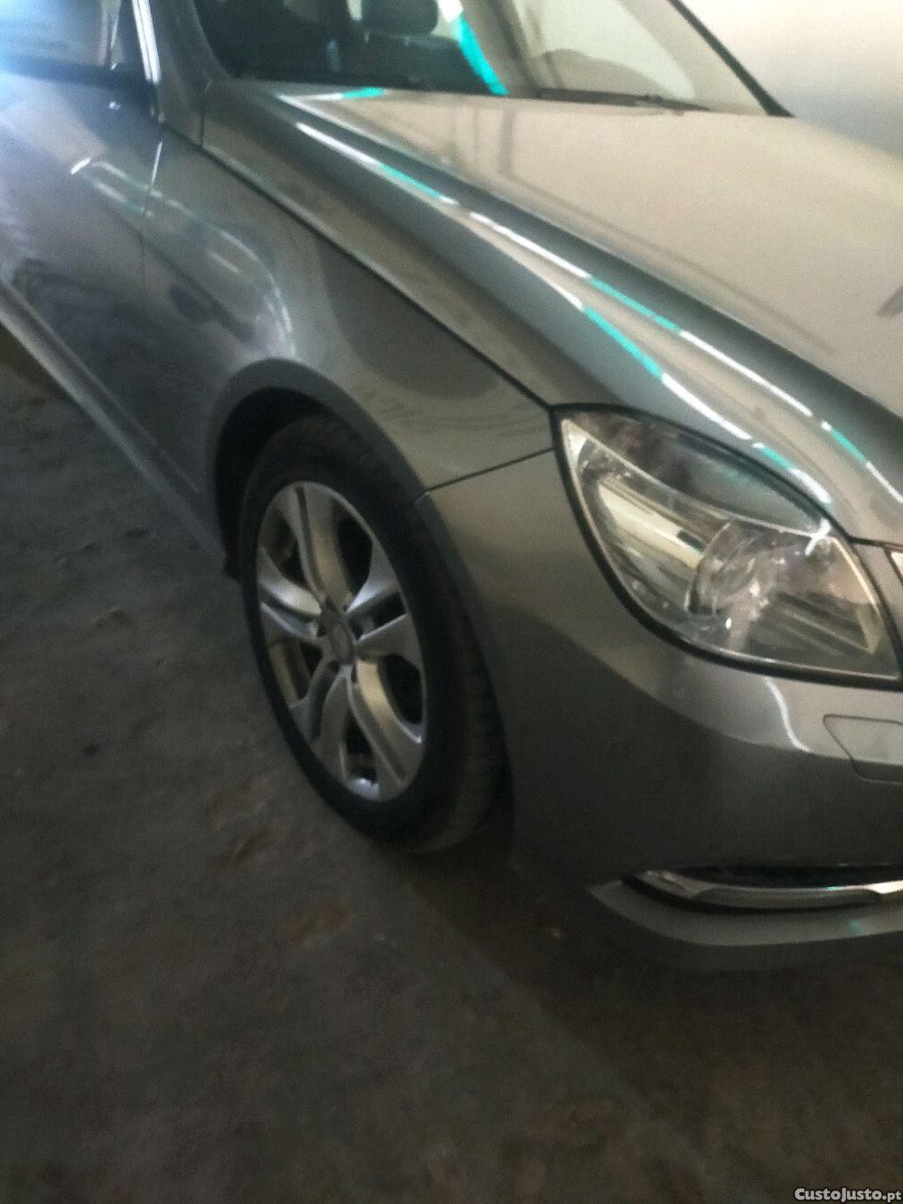 Mercedes-Benz E 220 Avantgarde — photo 2