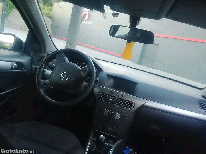 Opel Astra 1.7 — fotografia 3