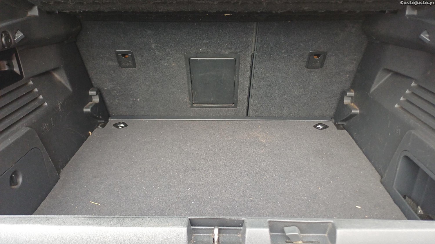 Peugeot 3008 HDI — fotografia 3