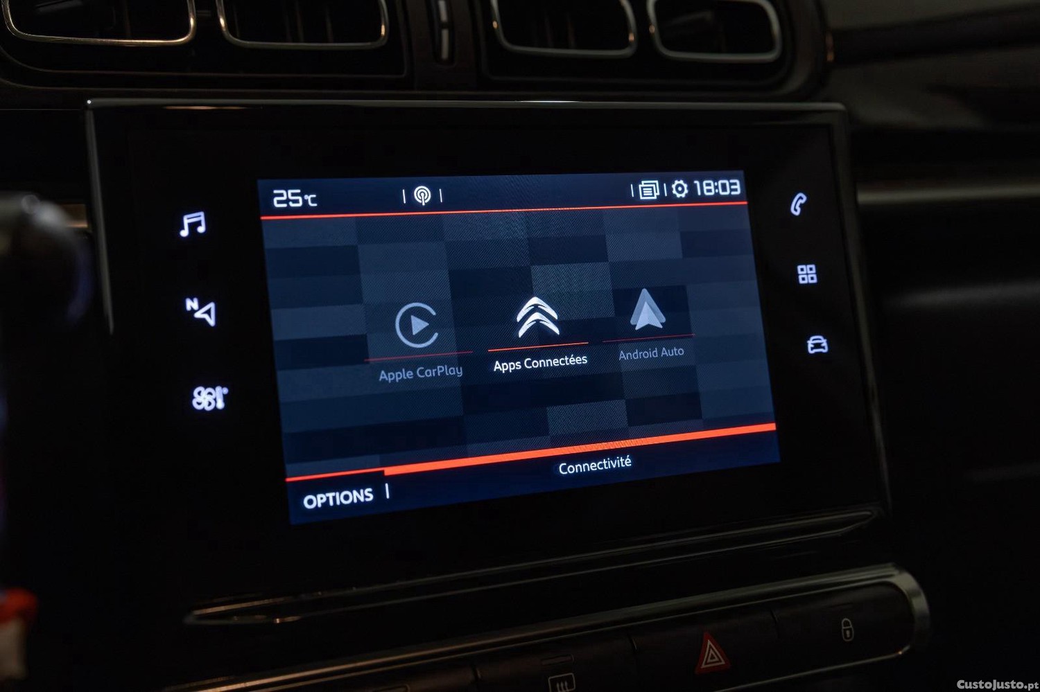Citroën C3 1.2 PureTech Shine EAT6 — fotografia 10