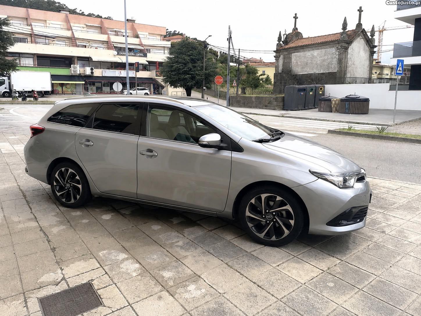 Toyota Auris TOURING SPORTS 1.6D-4D EXCLUSIVE — fotografia 6