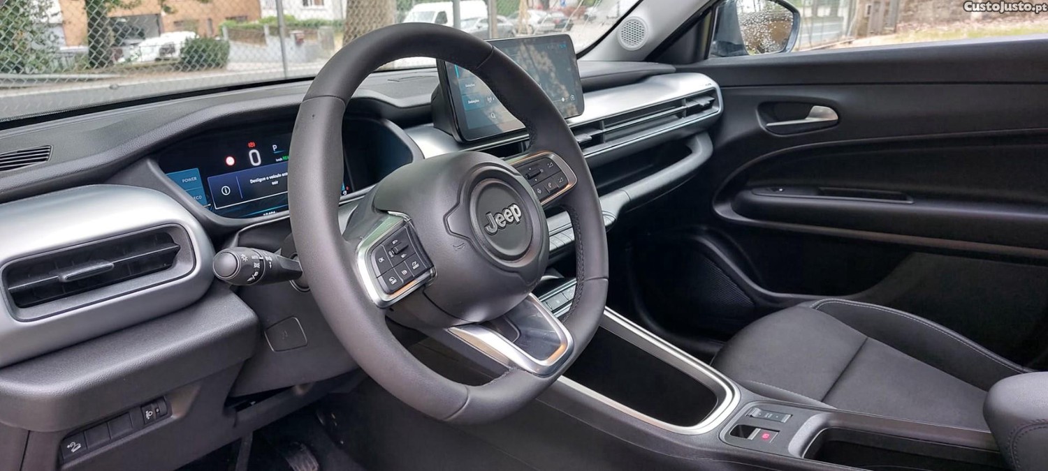 Jeep Avenger 54 kWh Altitude — fotografia 11