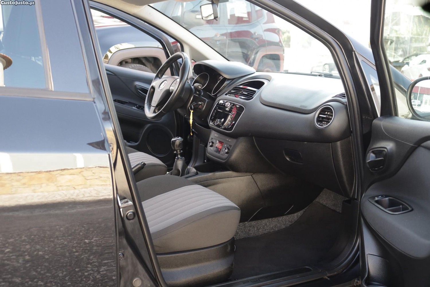 Fiat Punto 1.2 Easy S&S — fotografia 38