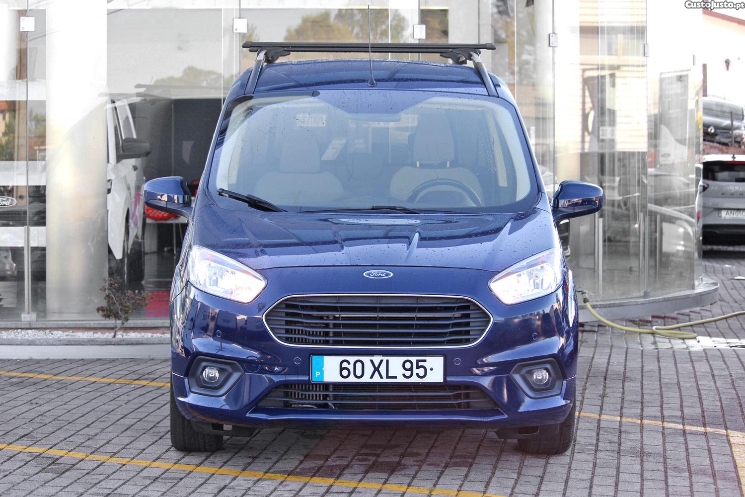 Ford Tourneo 1.0 EcoBoost Titanium - 19 foto 4