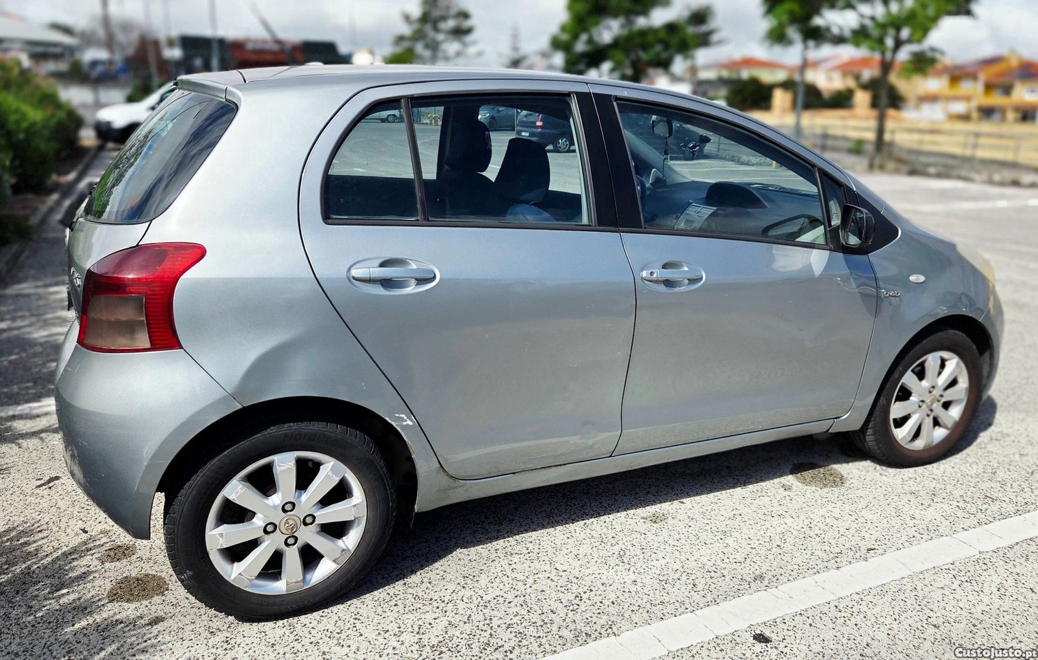 Toyota Yaris Sol — photo 5