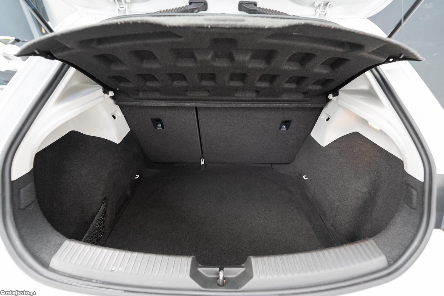SEAT Leon 1.0 EcoTSI Style — fotografia 11