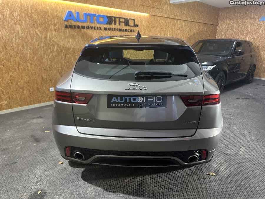 Jaguar E-Pace 2.0 i4D SE — fotografia 19