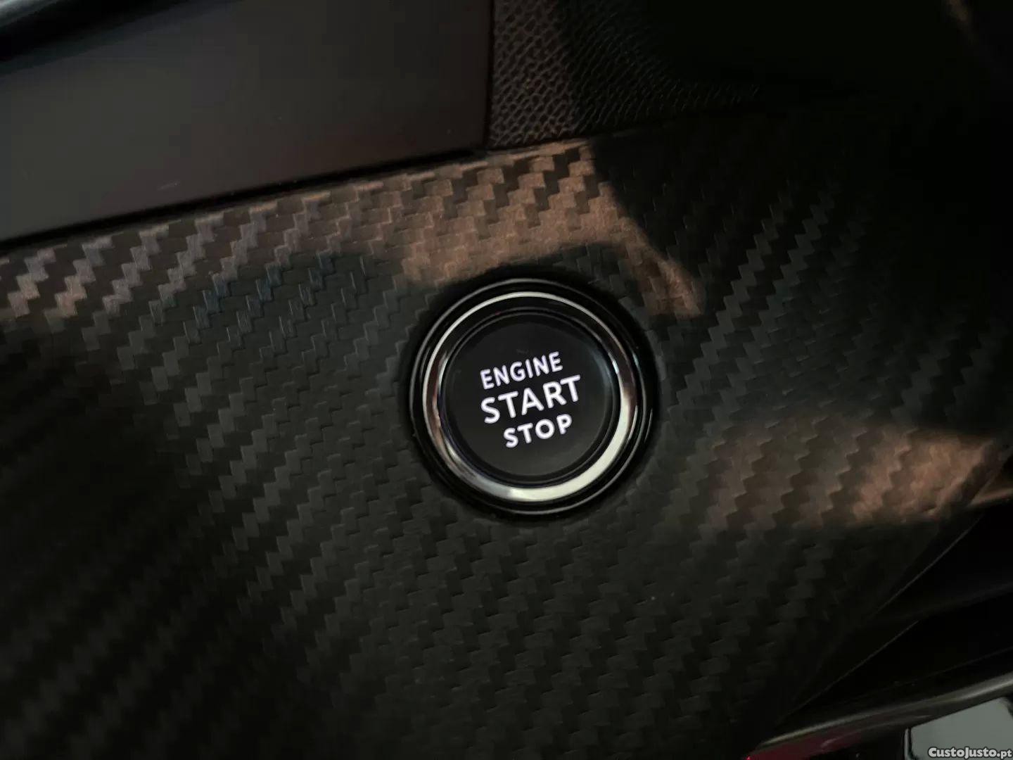 Peugeot e-2008 50 kwh active pack — fotografia 5