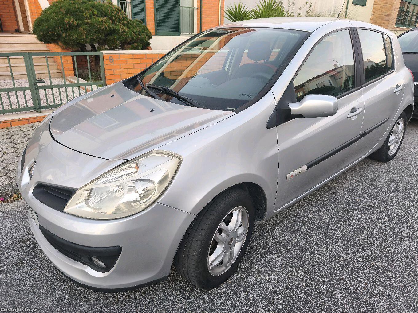 Renault Clio Clio 3 rip curl — photo 2