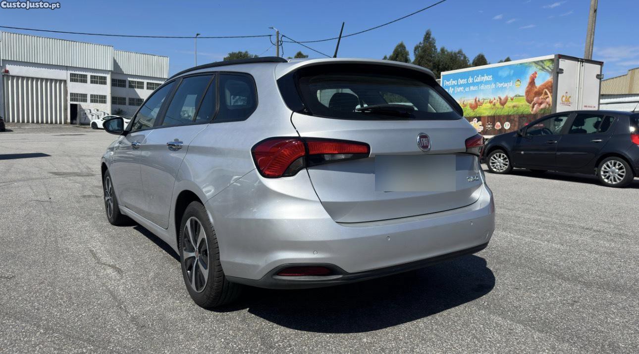 Fiat Tipo Station wagon 1.6 multijet 120 Cv de 2017 apenas 89.000 km — fotografia 9