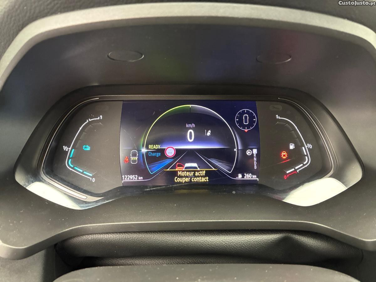 Renault Captur 1.6 E-Tech Hybrid Evolution — fotografia 4