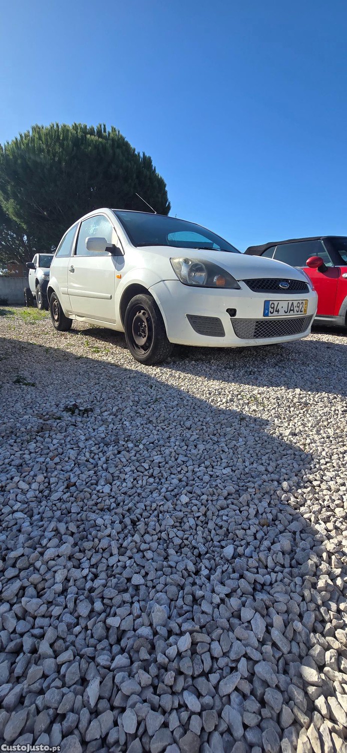 Ford Fiesta 1.4 Tdci Sportvan (Iv) 144.000km's — photo 4