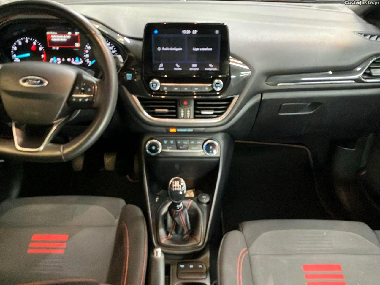 Ford Fiesta 1.0 EcoBoost ST-Line — fotografia 15